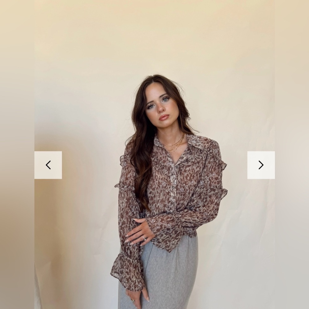 Western Gold Sand Leopard Blouse